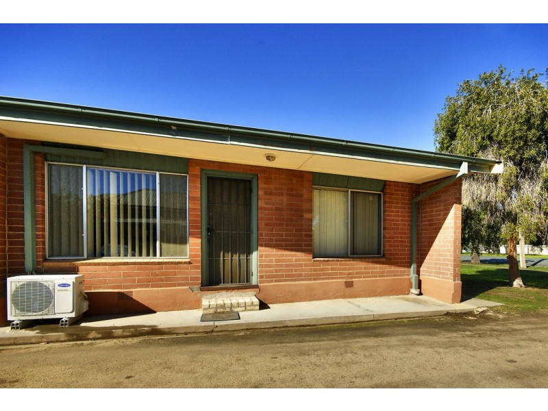 1/453 Maher Street, Deniliquin NSW 2710