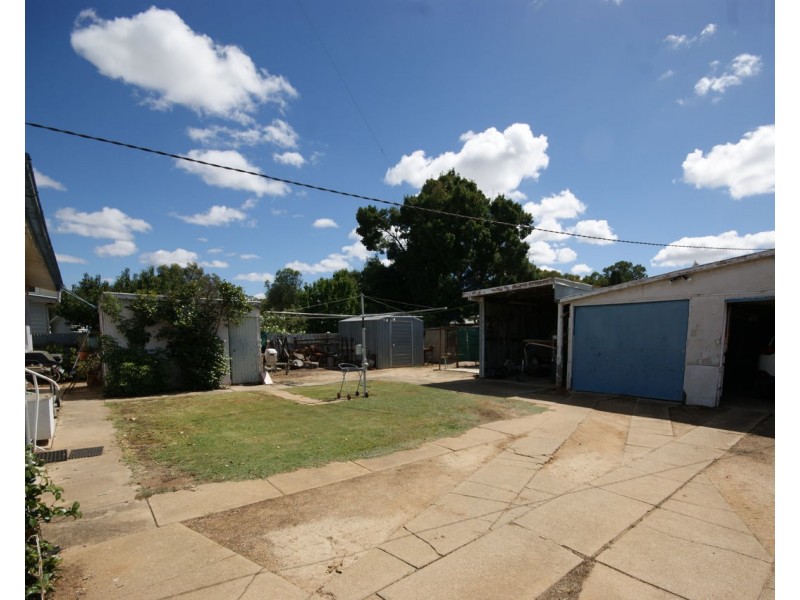 525 Maher Street, Deniliquin NSW 2710