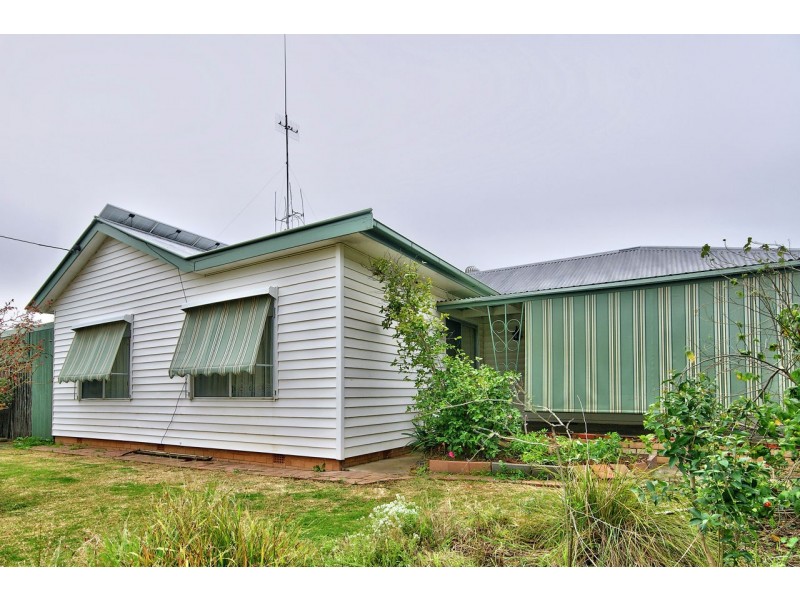 333 Fitzroy Street, Deniliquin NSW 2710