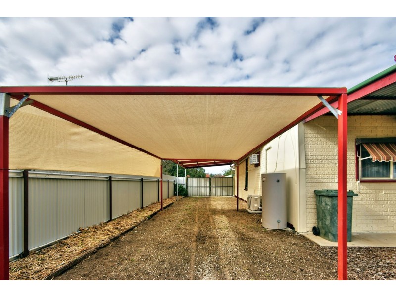 492 Henry Street, Deniliquin NSW 2710