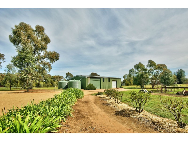 47 Cooinda Lane, Deniliquin NSW 2710