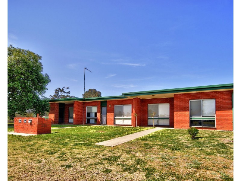 1/130 Macauley Street, Deniliquin NSW 2710