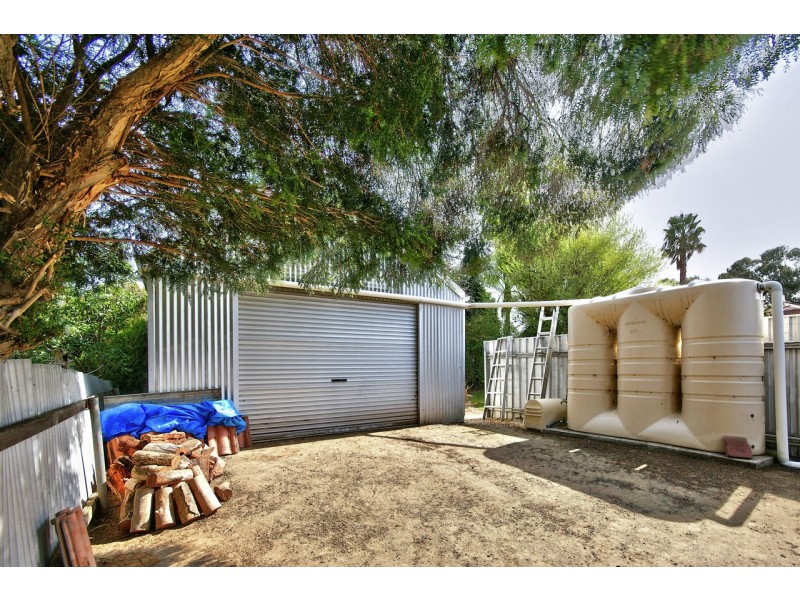 162 Yarra St, Deniliquin NSW 2710