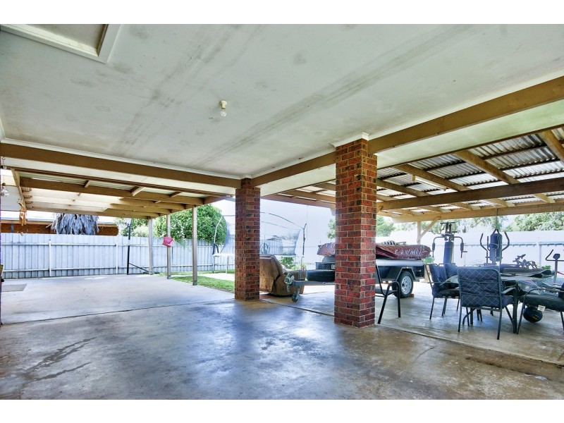 169 Quarry Street, Deniliquin NSW 2710
