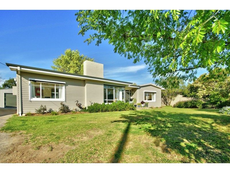 469 Cressy Street, Deniliquin NSW 2710