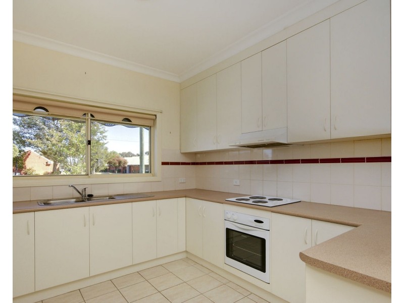 72 Macauley Street, Deniliquin NSW 2710