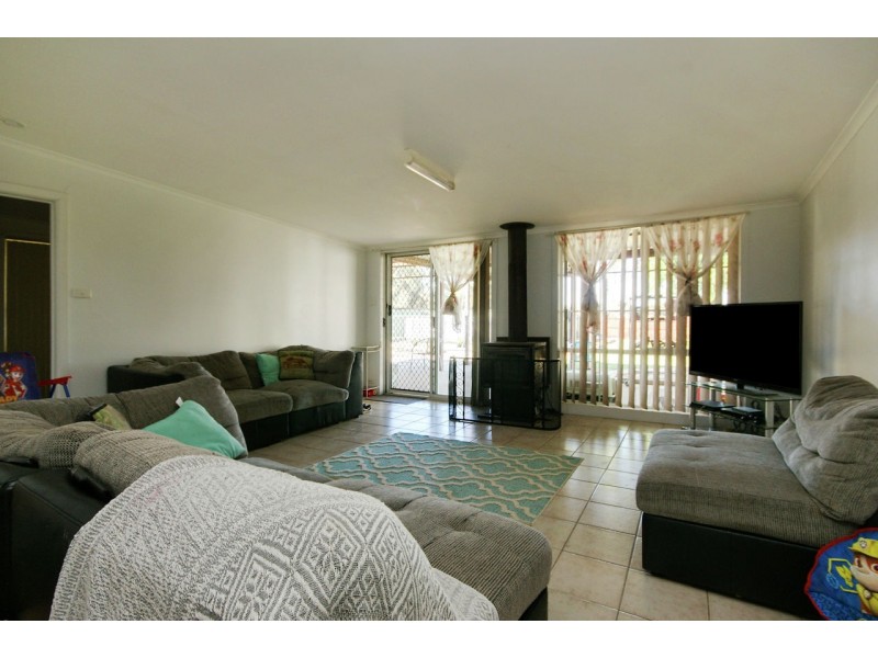 157 Augustus St, Deniliquin NSW 2710