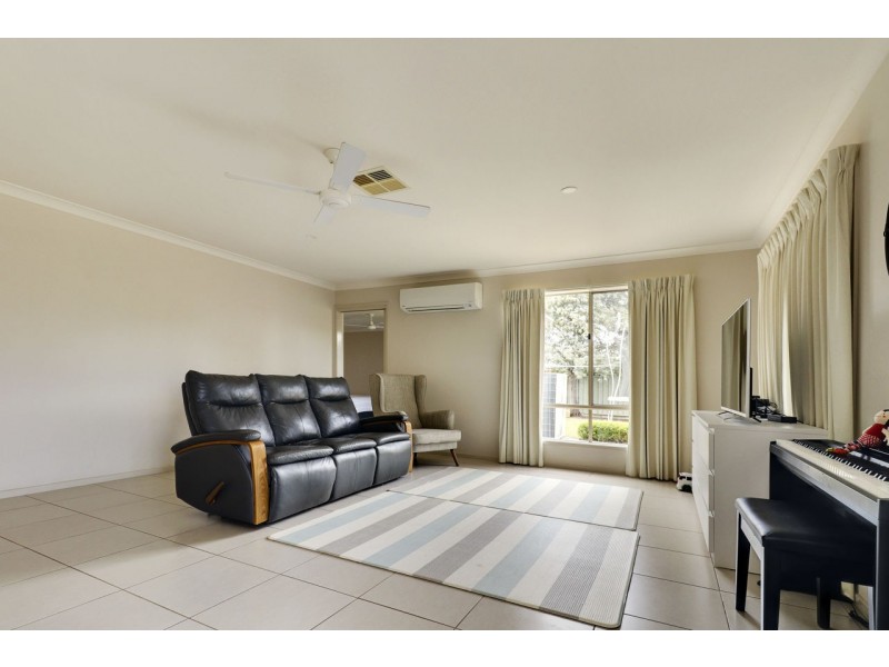 215 Hetherington Street, Deniliquin NSW 2710