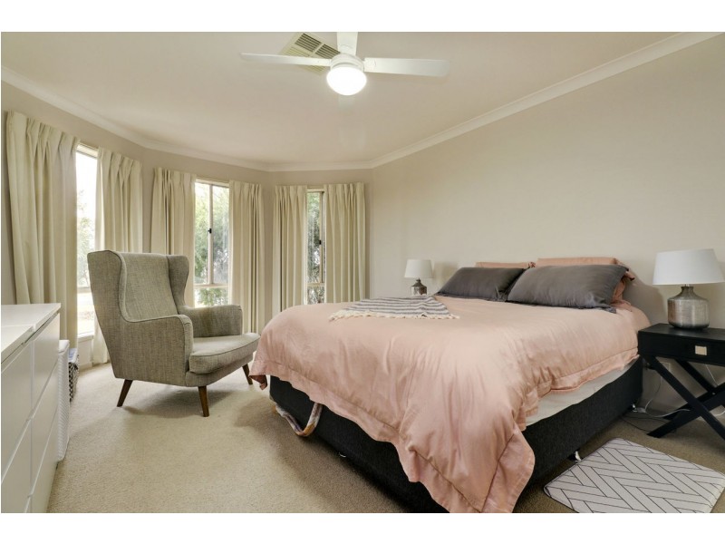 215 Hetherington Street, Deniliquin NSW 2710