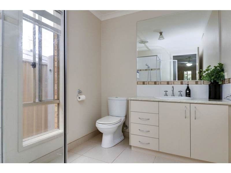 215 Hetherington Street, Deniliquin NSW 2710