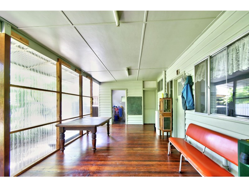 404 Campbell Cres, Deniliquin NSW 2710