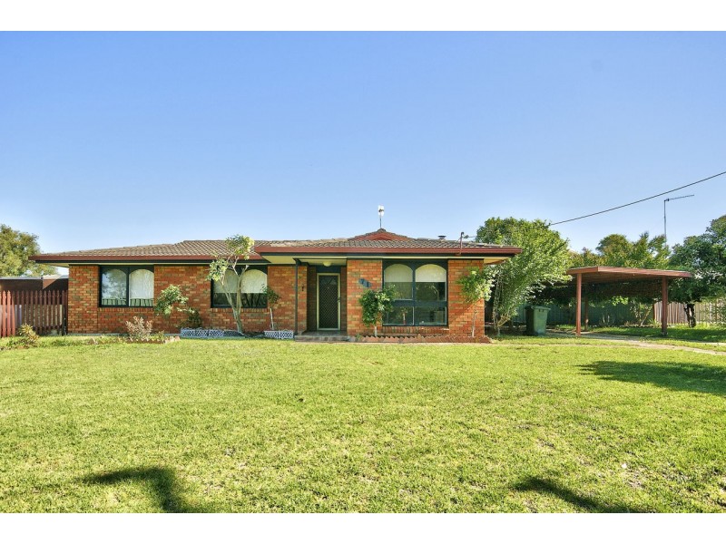 71 Decimus Street, Deniliquin NSW 2710