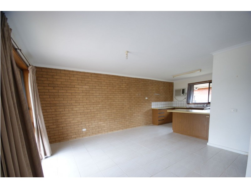 4/268 Noyes Street, Deniliquin NSW 2710