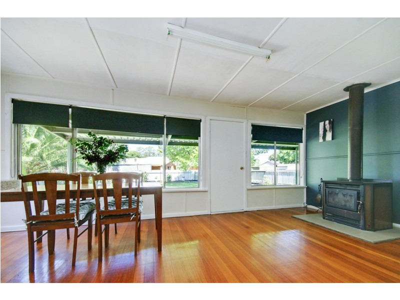 502 Poictiers Street, Deniliquin NSW 2710