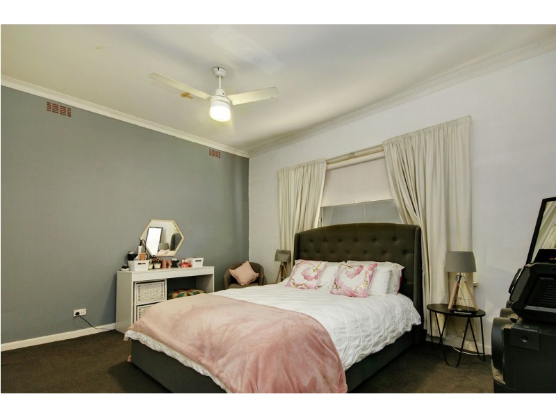 502 Poictiers Street, Deniliquin NSW 2710