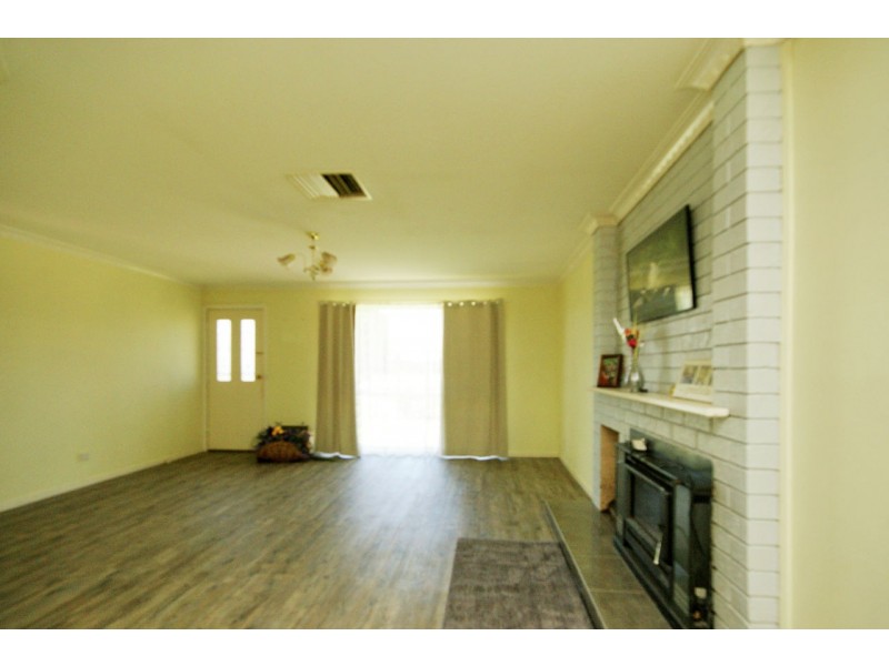 121 Butler St, Deniliquin NSW 2710