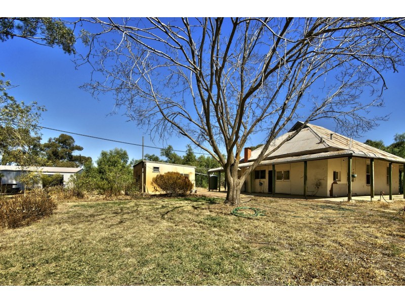 47 Fawns Road, Deniliquin NSW 2710