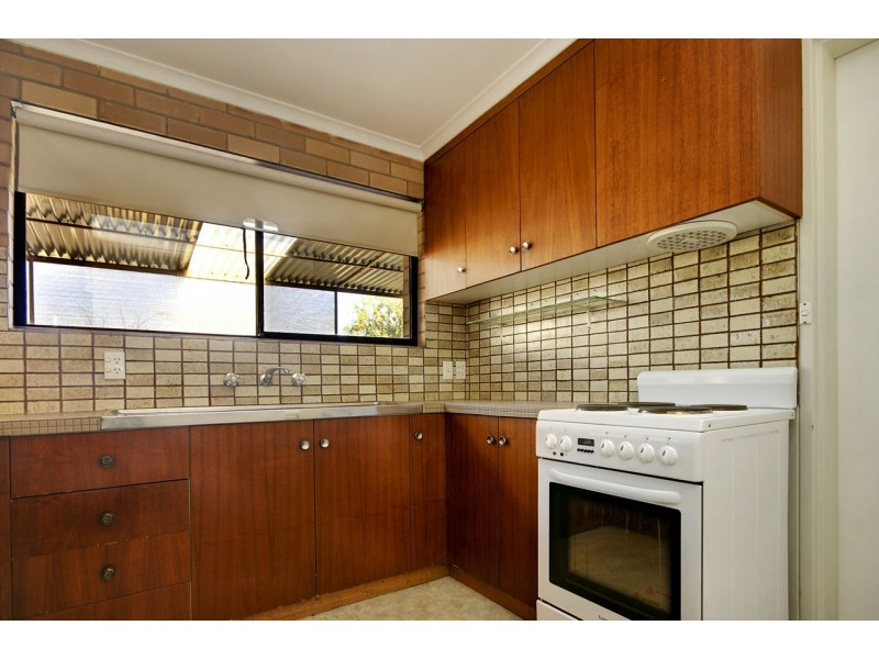 114 Burton Street, Deniliquin NSW 2710