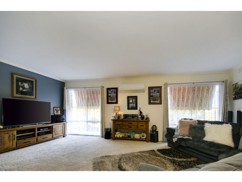 319 Noyes St, Deniliquin NSW 2710