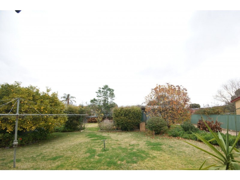 236 Harfleur St, Deniliquin NSW 2710