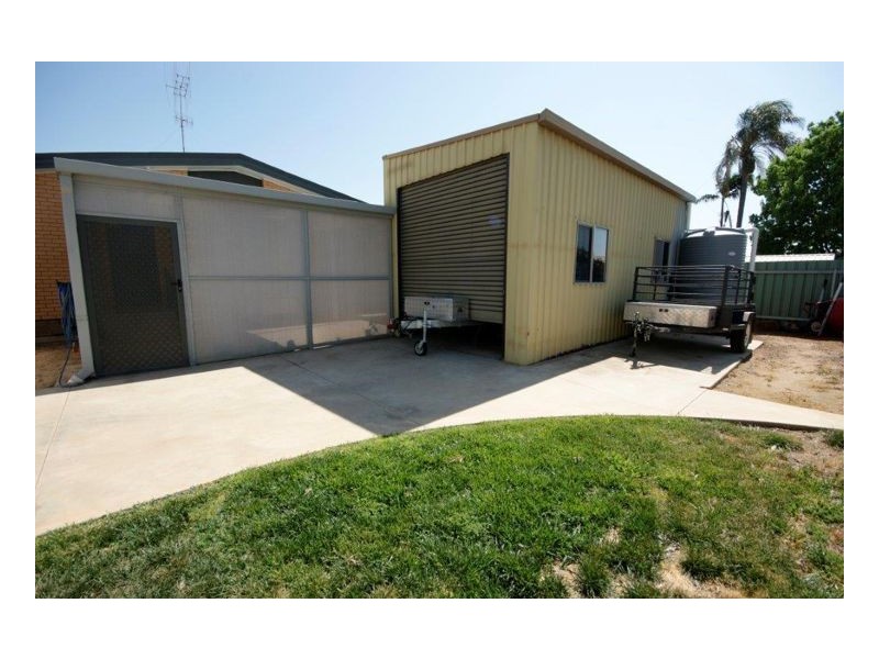 283 Noyes Street, Deniliquin NSW 2710