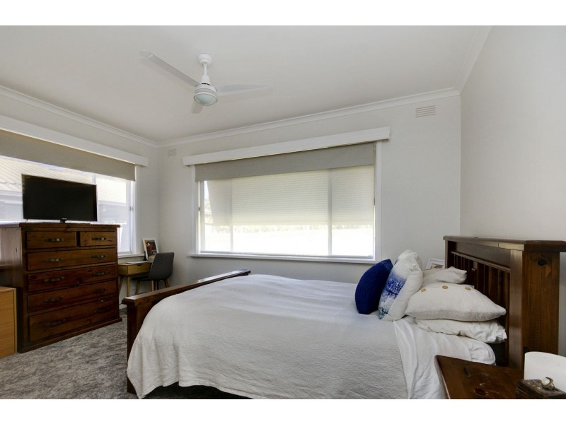 247 River St, Deniliquin NSW 2710