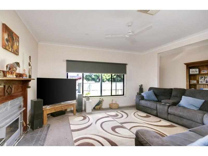 289 Noyes St, Deniliquin NSW 2710