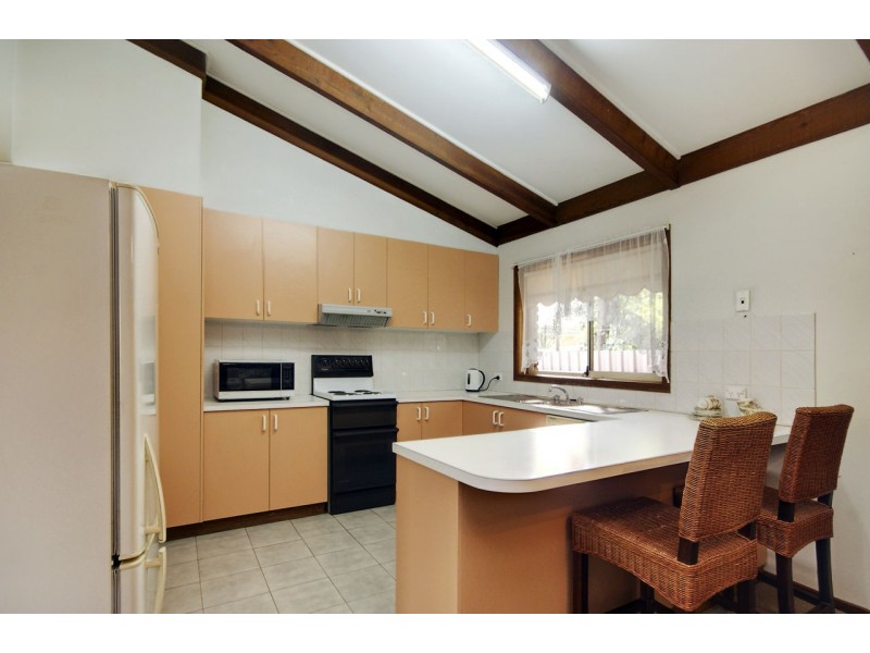 74 Macauley, Deniliquin NSW 2710