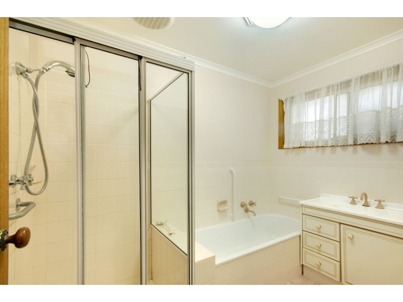 74 Macauley, Deniliquin NSW 2710