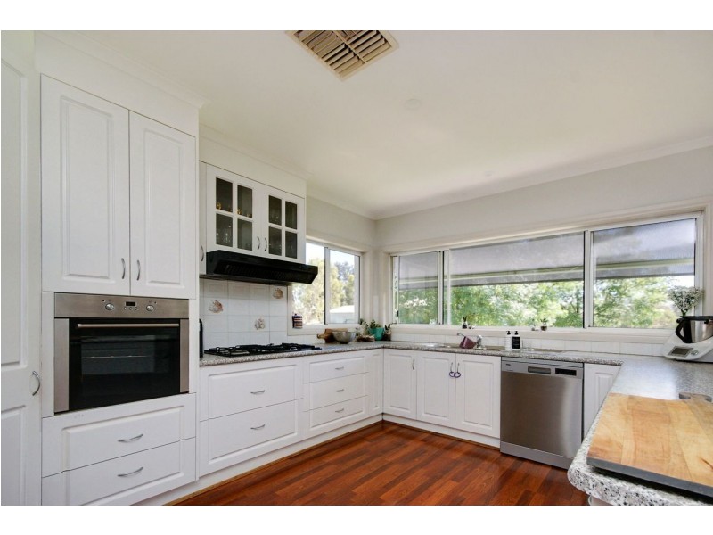 155 Lawson Syphon Road, Deniliquin NSW 2710