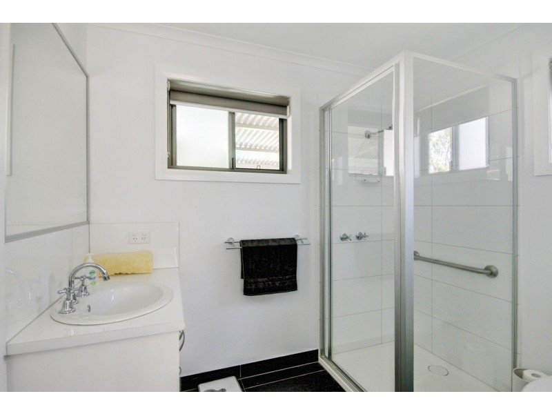 Lot 8 Pioneer Tourist Park, Deniliquin NSW 2710