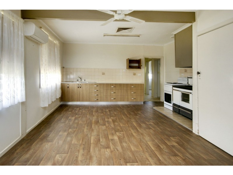497 Wood Street, Deniliquin NSW 2710