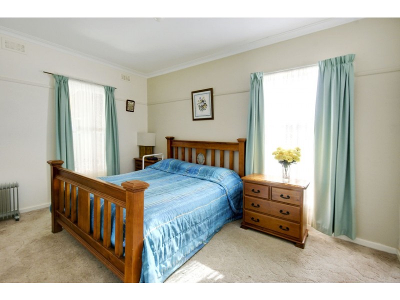 103 Macauley St, Deniliquin NSW 2710