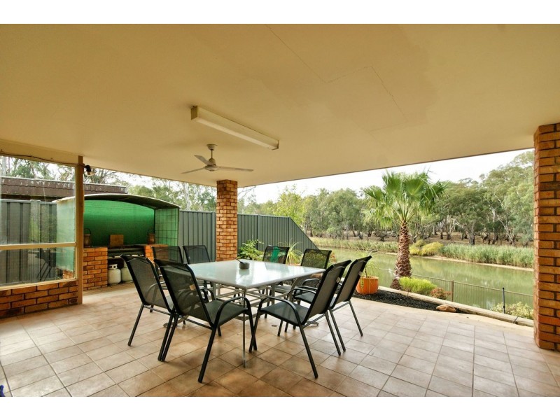 523A St Michael St, Deniliquin NSW 2710