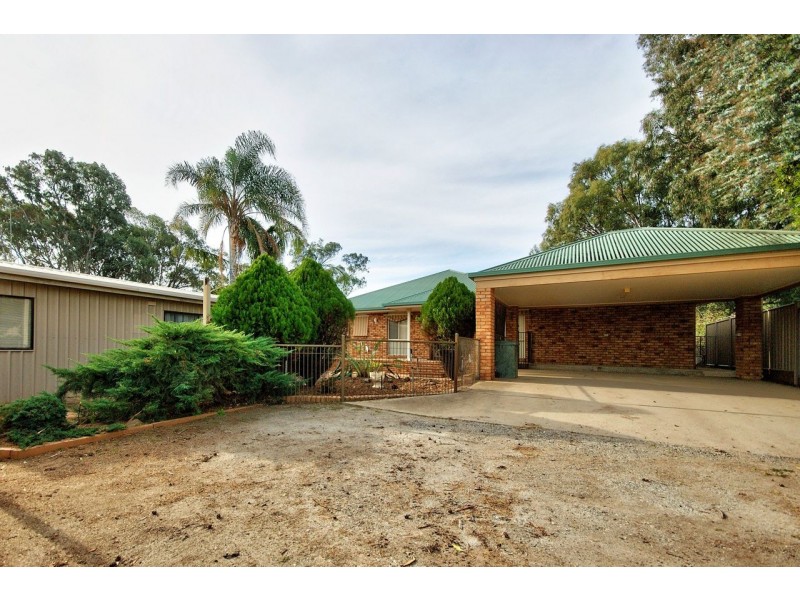 523A St Michael St, Deniliquin NSW 2710