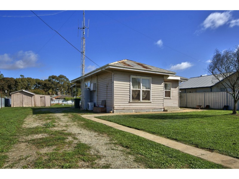 490 Poictiers Street, Deniliquin NSW 2710