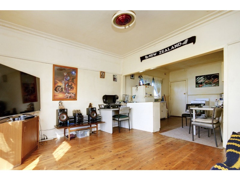 490 Poictiers Street, Deniliquin NSW 2710