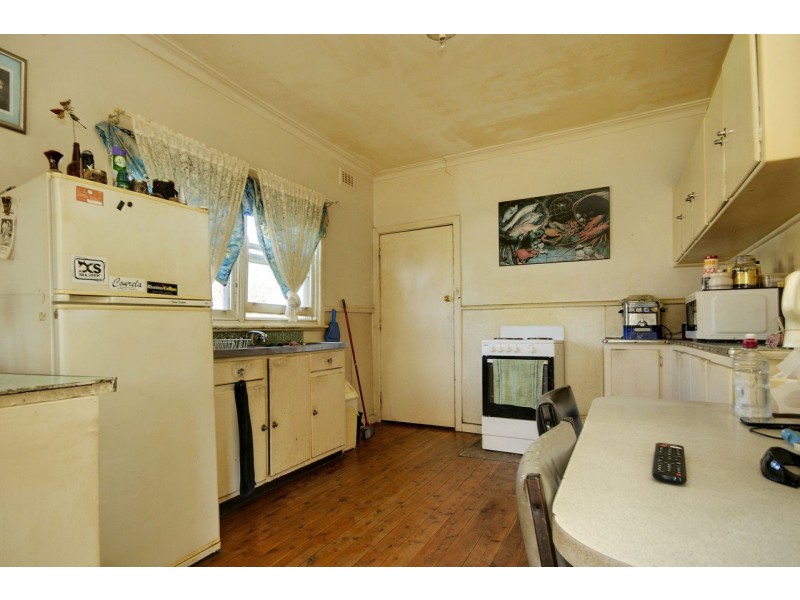 490 Poictiers Street, Deniliquin NSW 2710