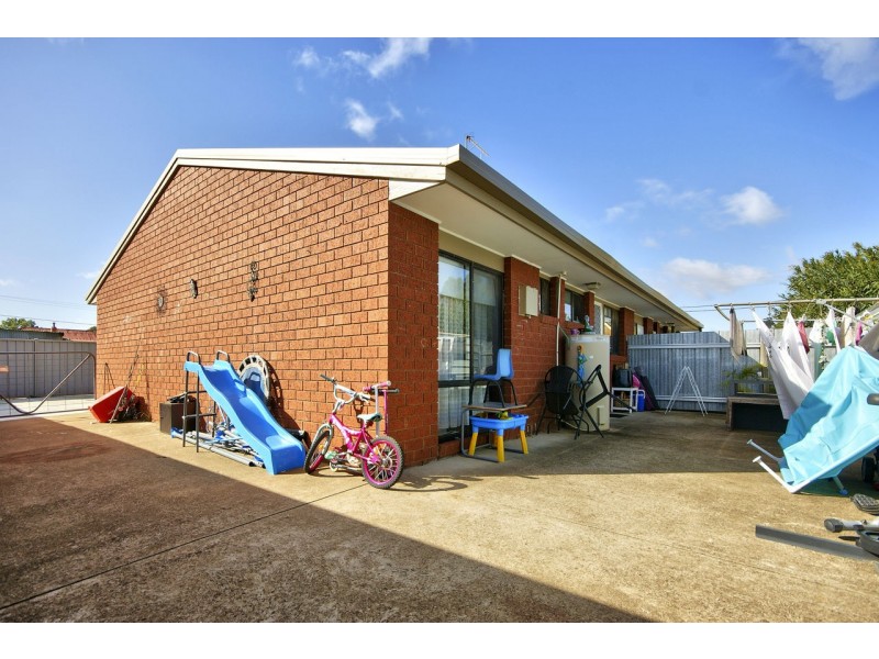 4 & 5/115 Fowler Street, Deniliquin NSW 2710
