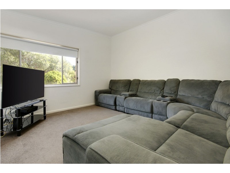 321 Poictiers Street, Deniliquin NSW 2710