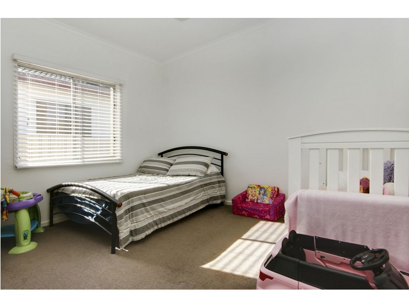 321 Poictiers Street, Deniliquin NSW 2710