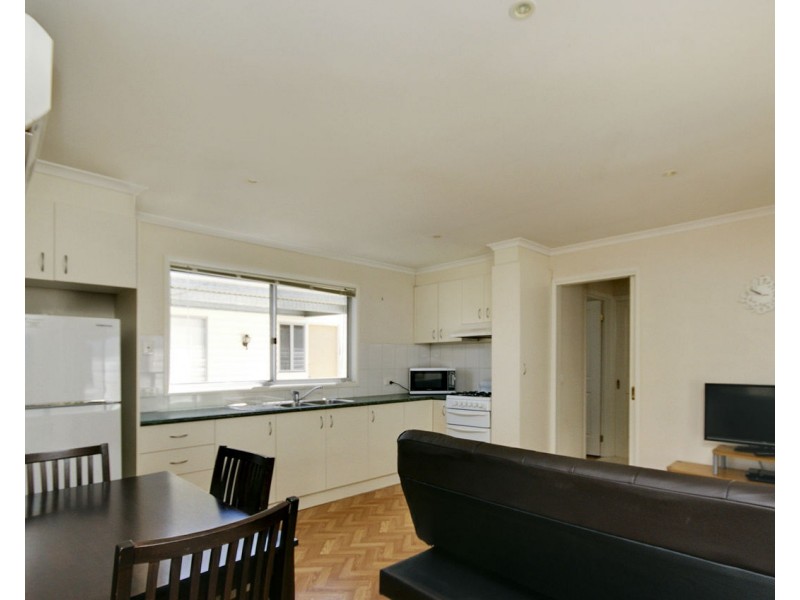 8 73-75 Butler Street, Deniliquin NSW 2710