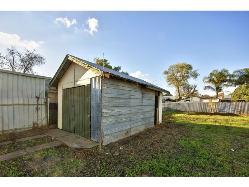 473 Maher St, Deniliquin NSW 2710