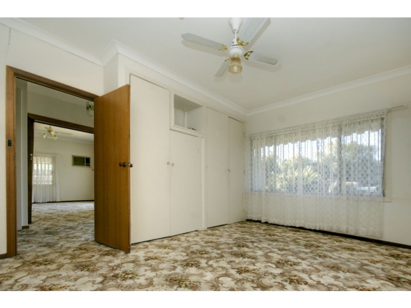 326 Henry Street, Deniliquin NSW 2710