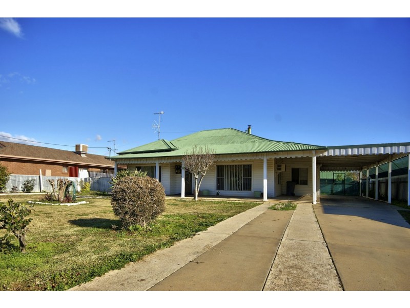 326 Henry Street, Deniliquin NSW 2710