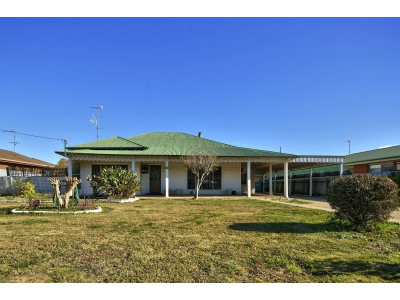 326 Henry Street, Deniliquin NSW 2710