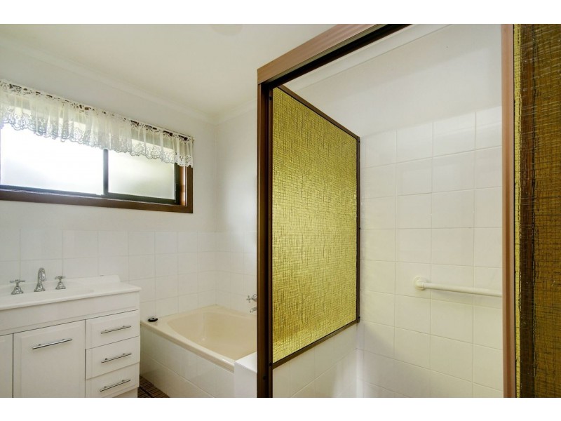 3/413 Cressy St, Deniliquin NSW 2710