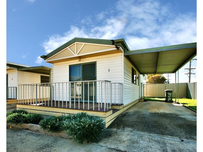 1/73-75 Butler Street, Deniliquin NSW 2710