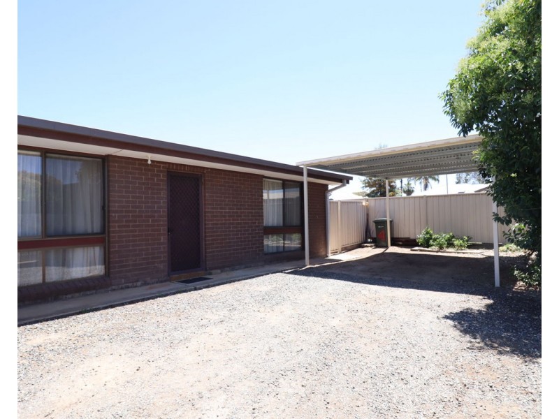 4/261 Victoria Street, Deniliquin NSW 2710