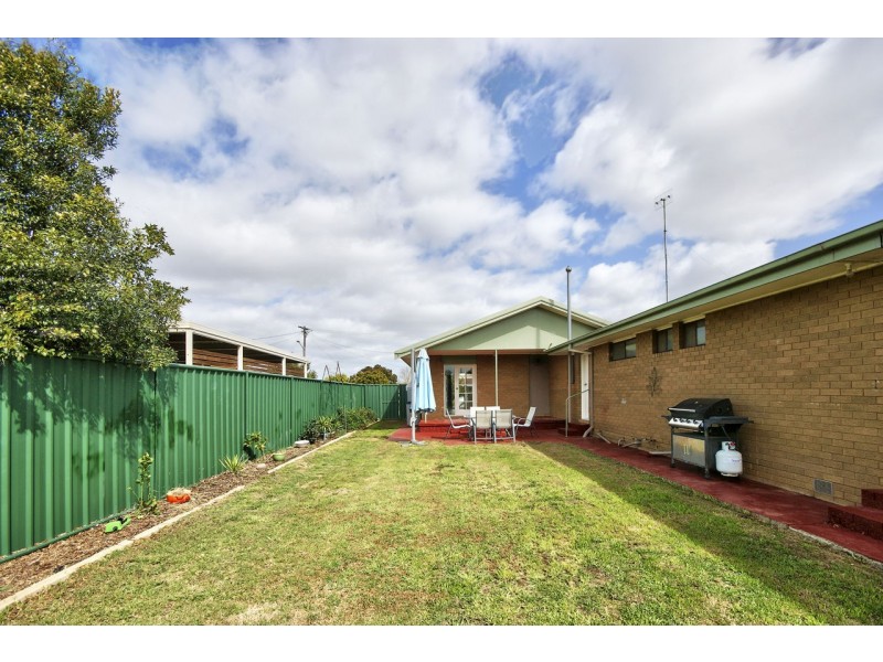 3 Stratton Crt, Deniliquin NSW 2710
